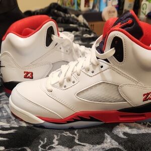 NWOT Kids Air Jordan 5 Retro OG High-Top Athletic Sneakers in White and Red